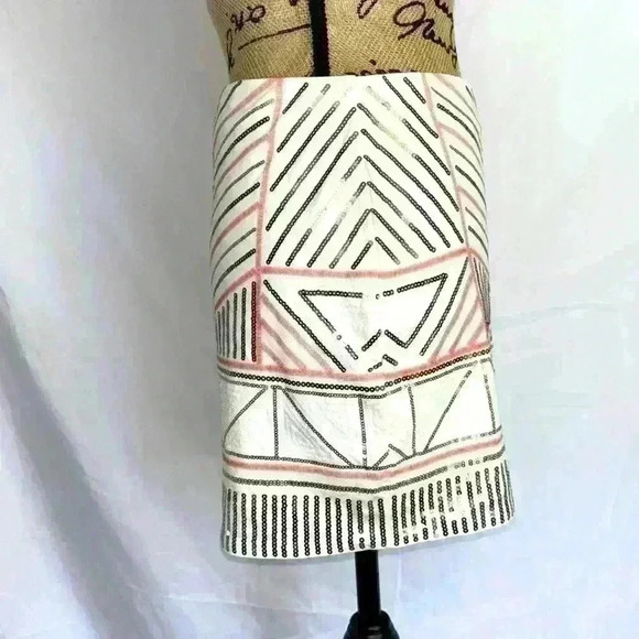 Express Sequence skirt - Picture 3 of 5